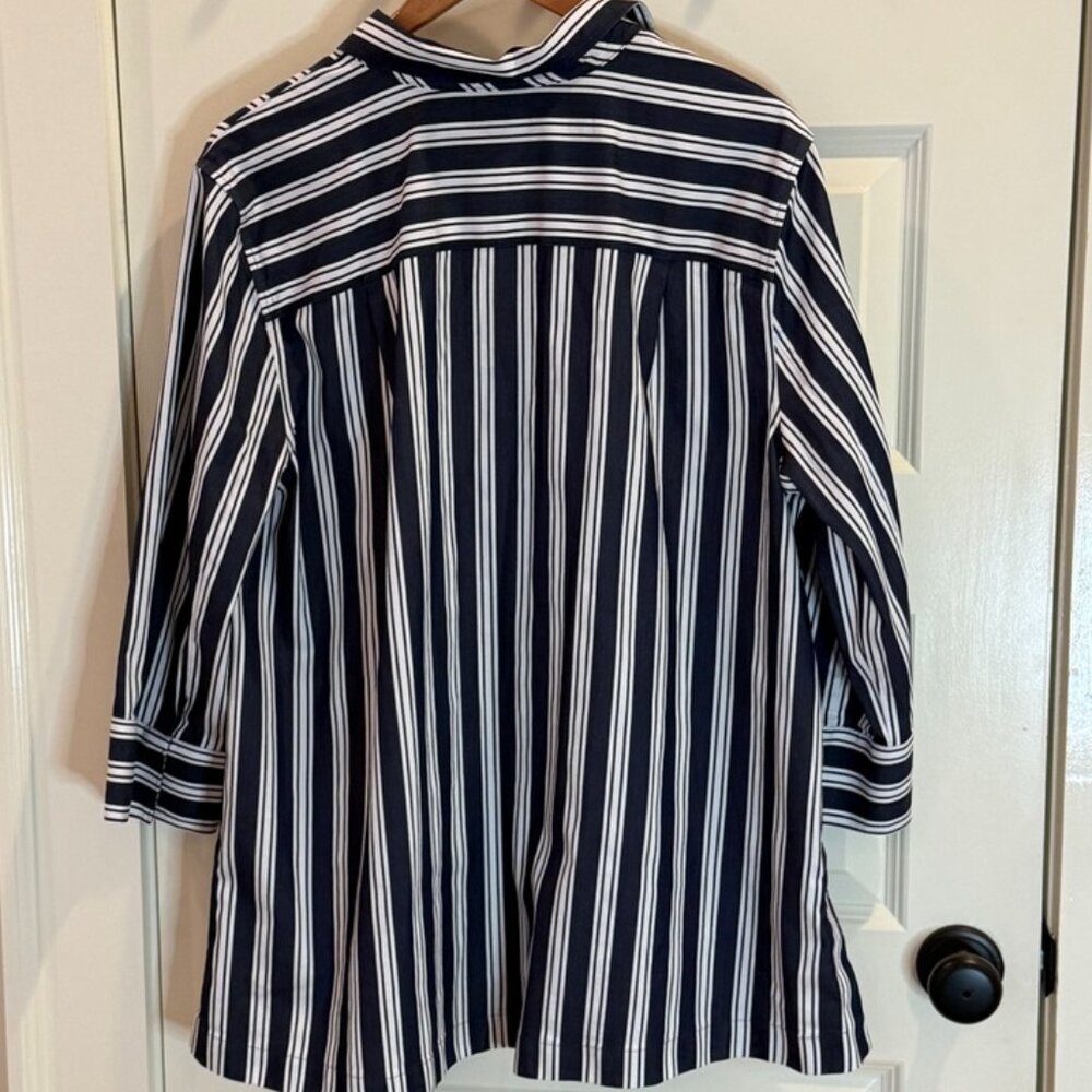 Chico's No-Iron Stretch Striped Shirt - Navy - Size 3 (16) - Picture 5 of 5